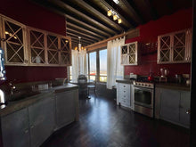Casa Balcones