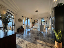 Casa Balcones
