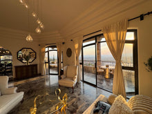Casa Balcones
