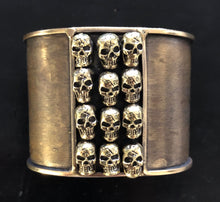 Brazalete 12 Calaveras