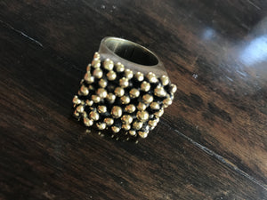 Anillo Caviar